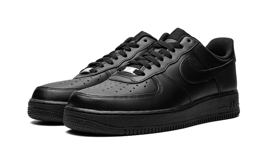 Air Force 1 Low '07 "Triple Black" 315122 001