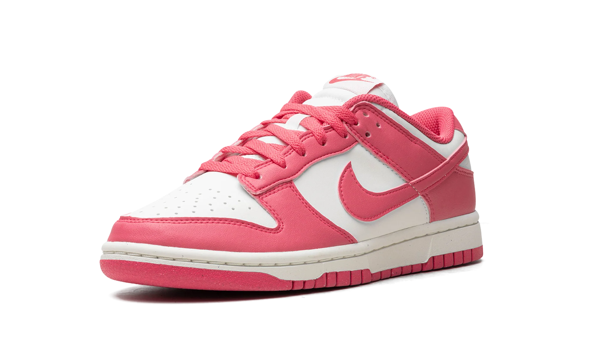 Nike Dunk Low. WMNS "Pink" DD1873-600