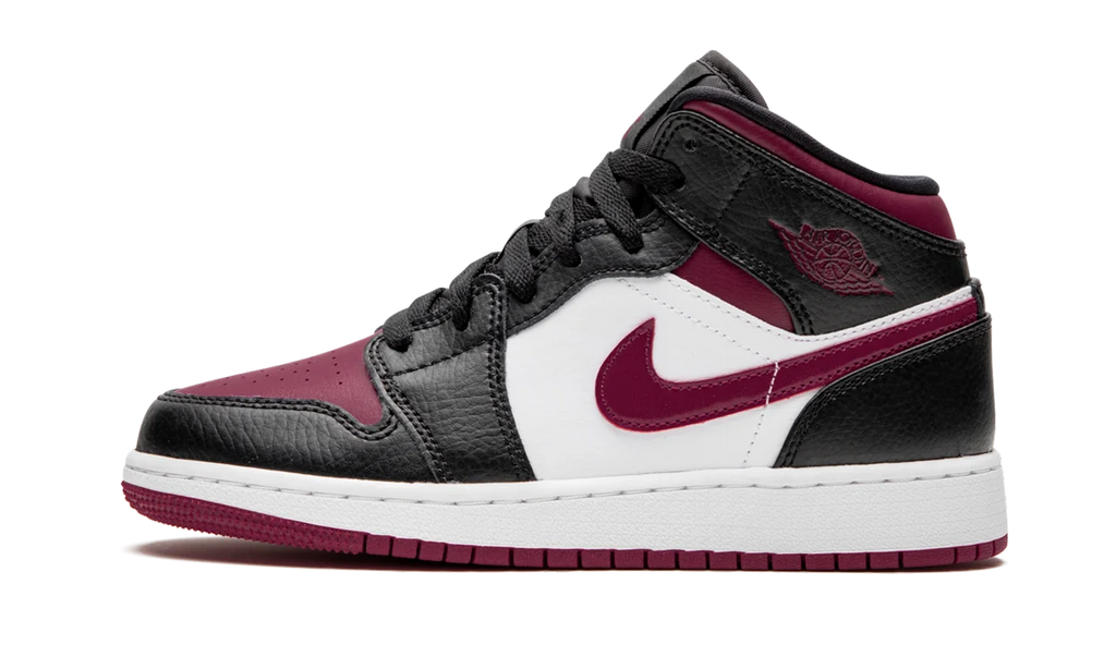 Air Jordan 1 MID GS "Bred Toe" 554725 066