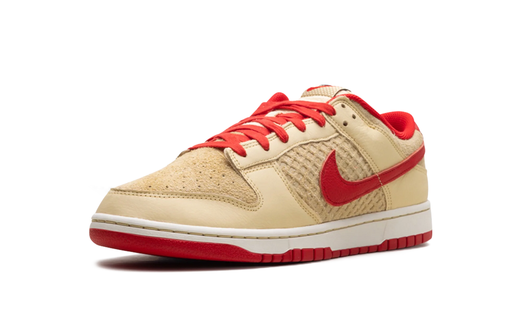 Dunk Low "STRAWBERRY WAFFLE" HJ9100 294