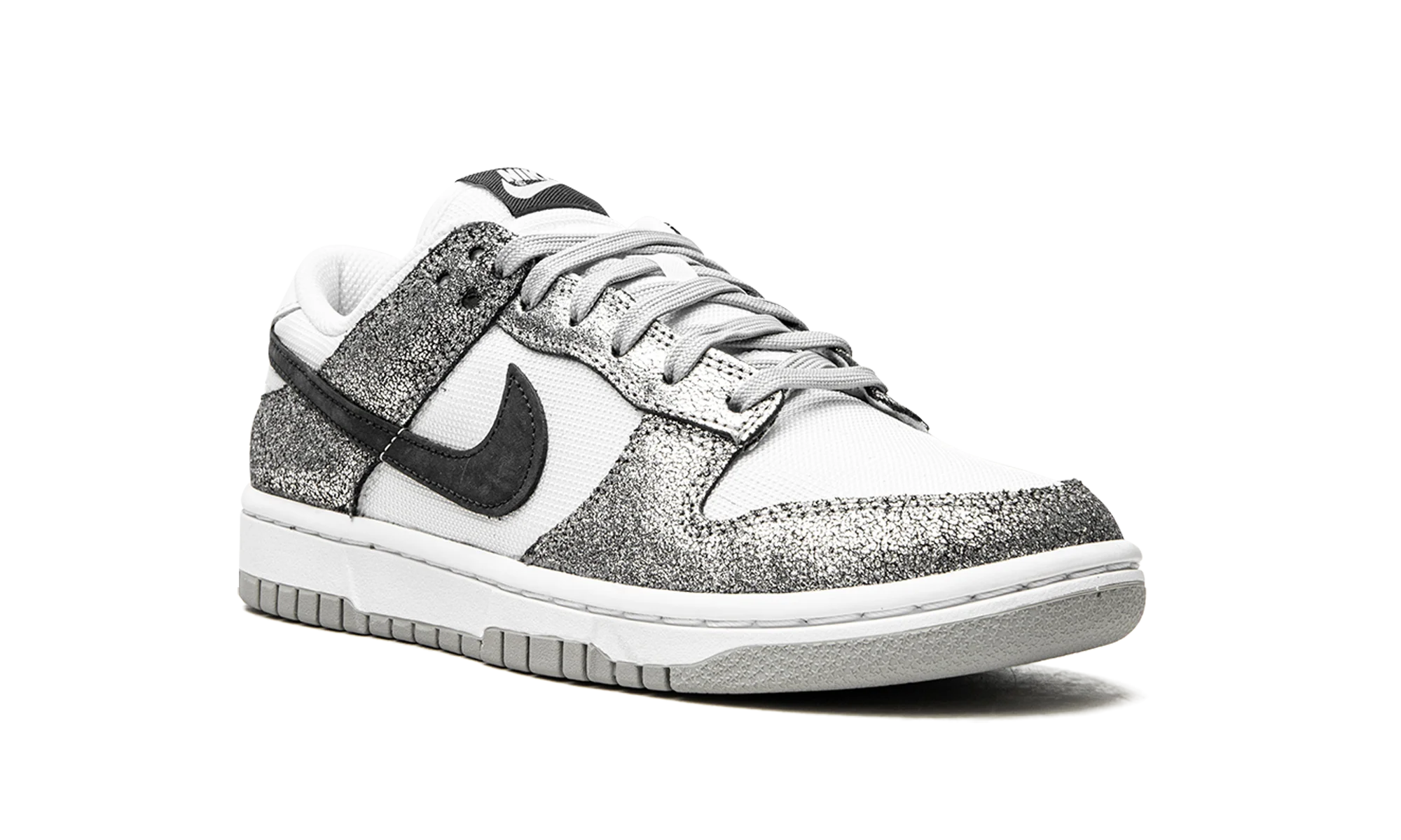 Dunk Low SE WMNS "Golden Gals" DO5882 001