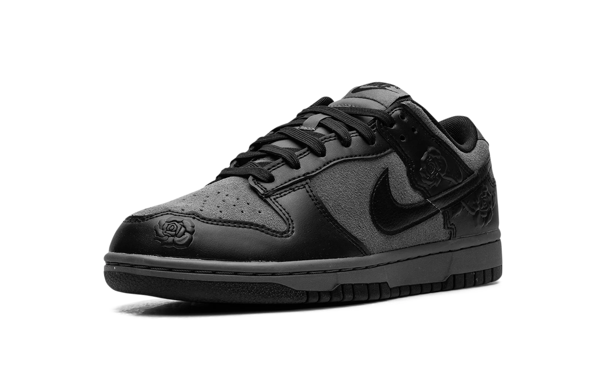 Dunk Low WMNS "Black Roses" HF1986 001