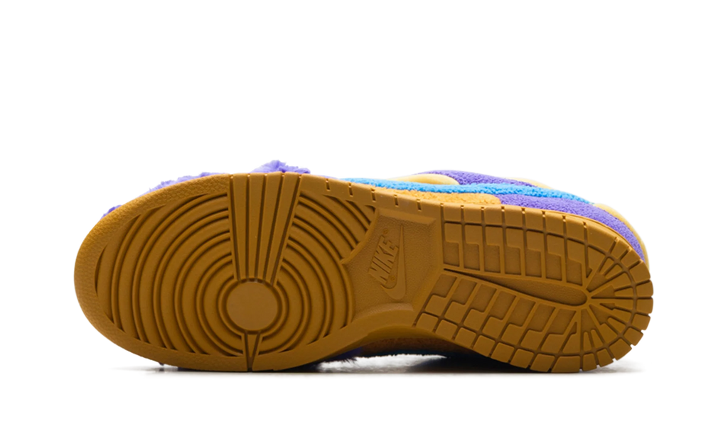 Dunk Low "CPFM Swamp Sponge - Psychic Purple" IH5094 500