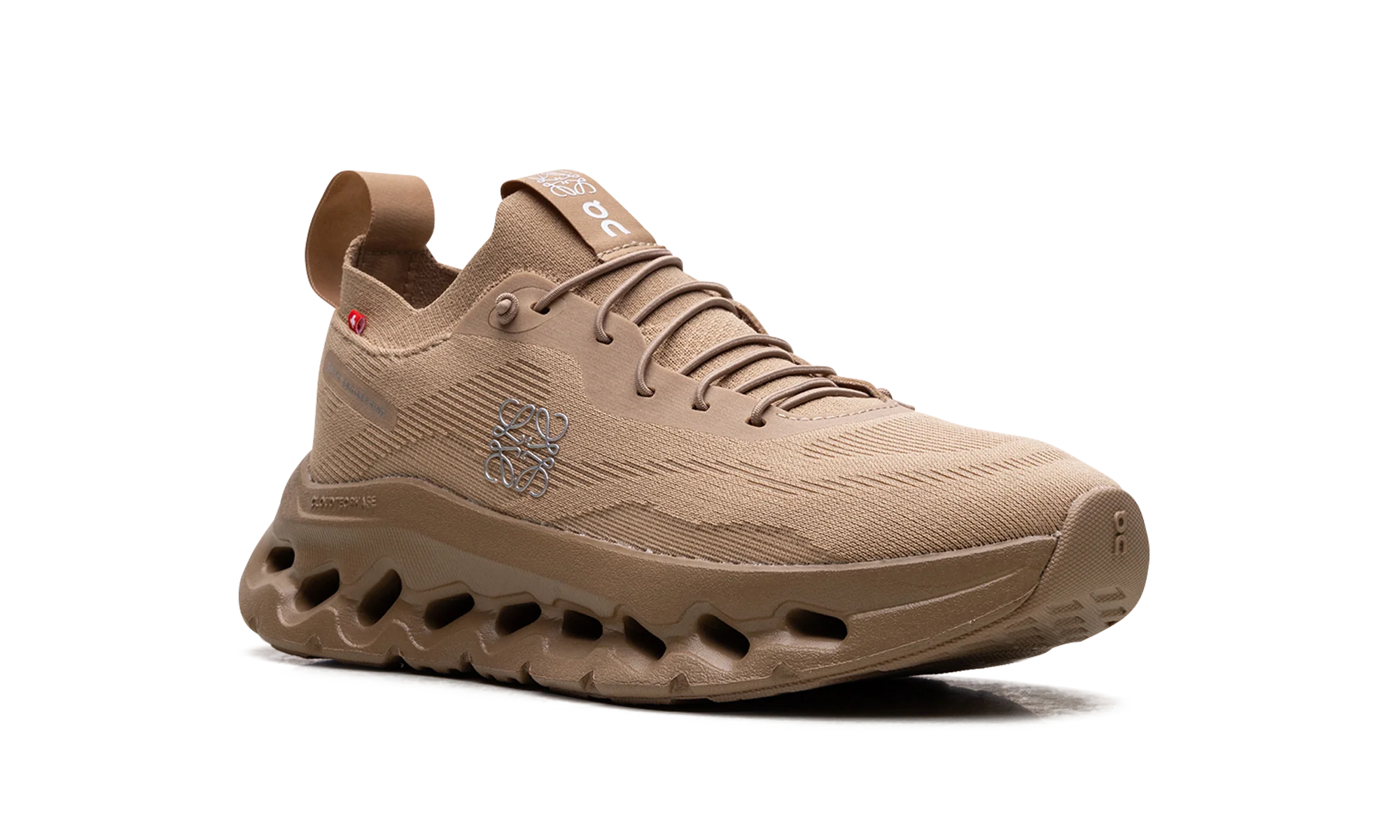 Cloudtilt WMNS "LOEWE Dark Sand" 3WD30313505