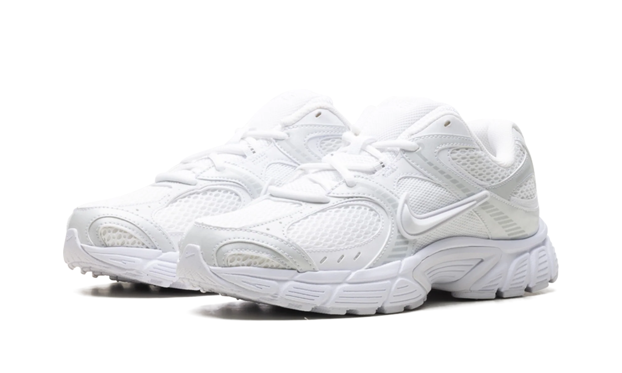 V5 RNR WMNS "White Black Metallic Silver" HQ7901 101