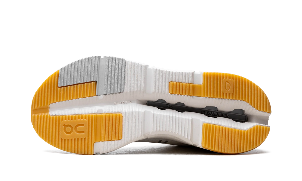 Cloudnova Form 2 WMNS "White Ivory" 3WE30170924