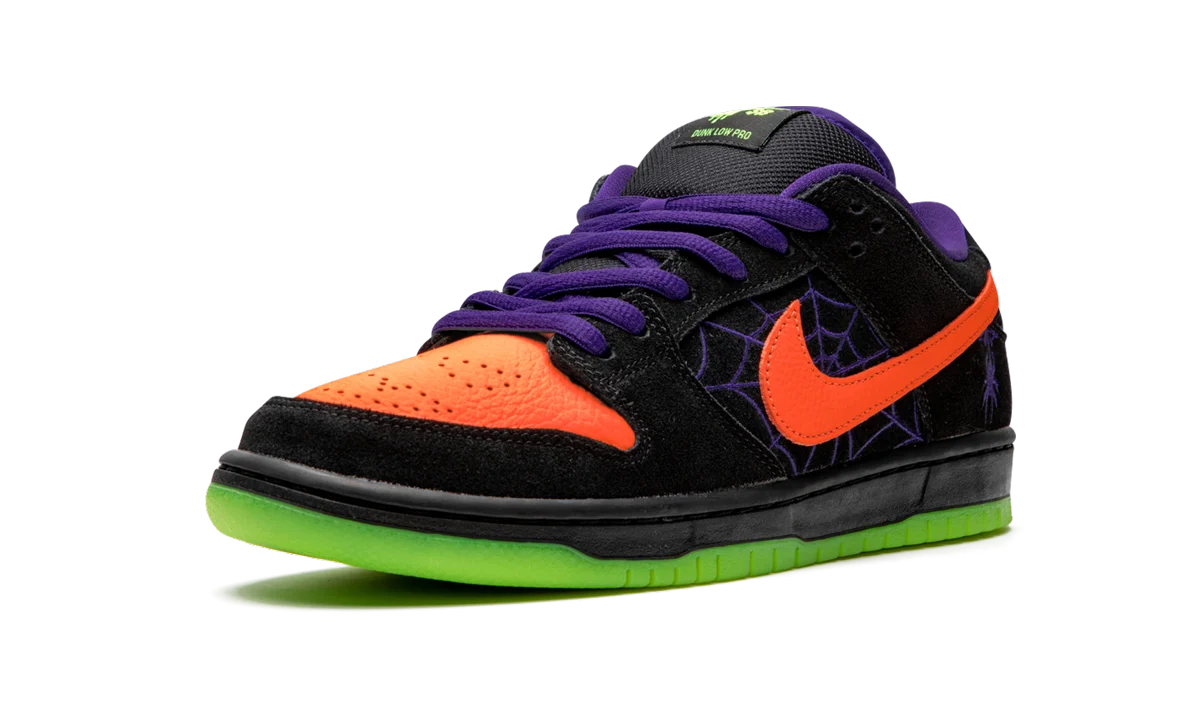 SB Dunk Low "Night of Mischief" BQ6817 006