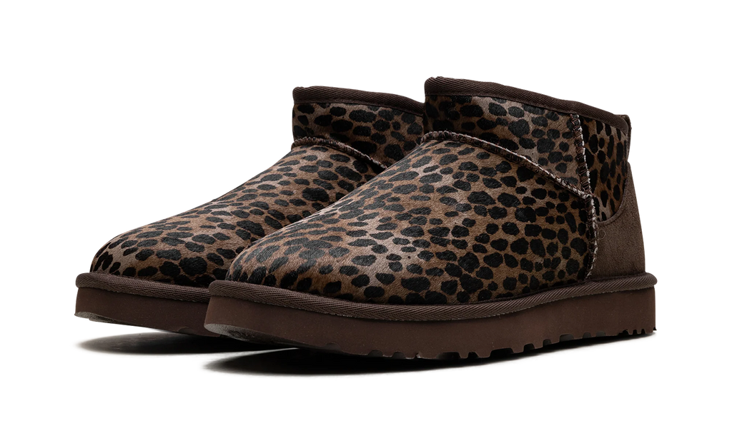 Classic Ultra Mini Caspian Boot WMNS "Burnt Cedar" 1158328 BCDR