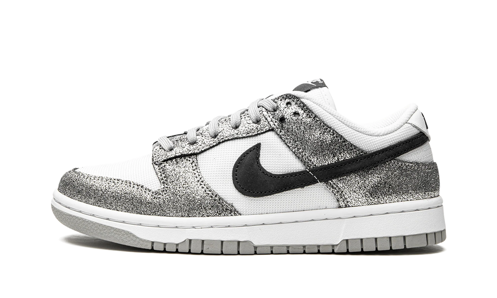 Dunk Low SE WMNS "Golden Gals" DO5882 001