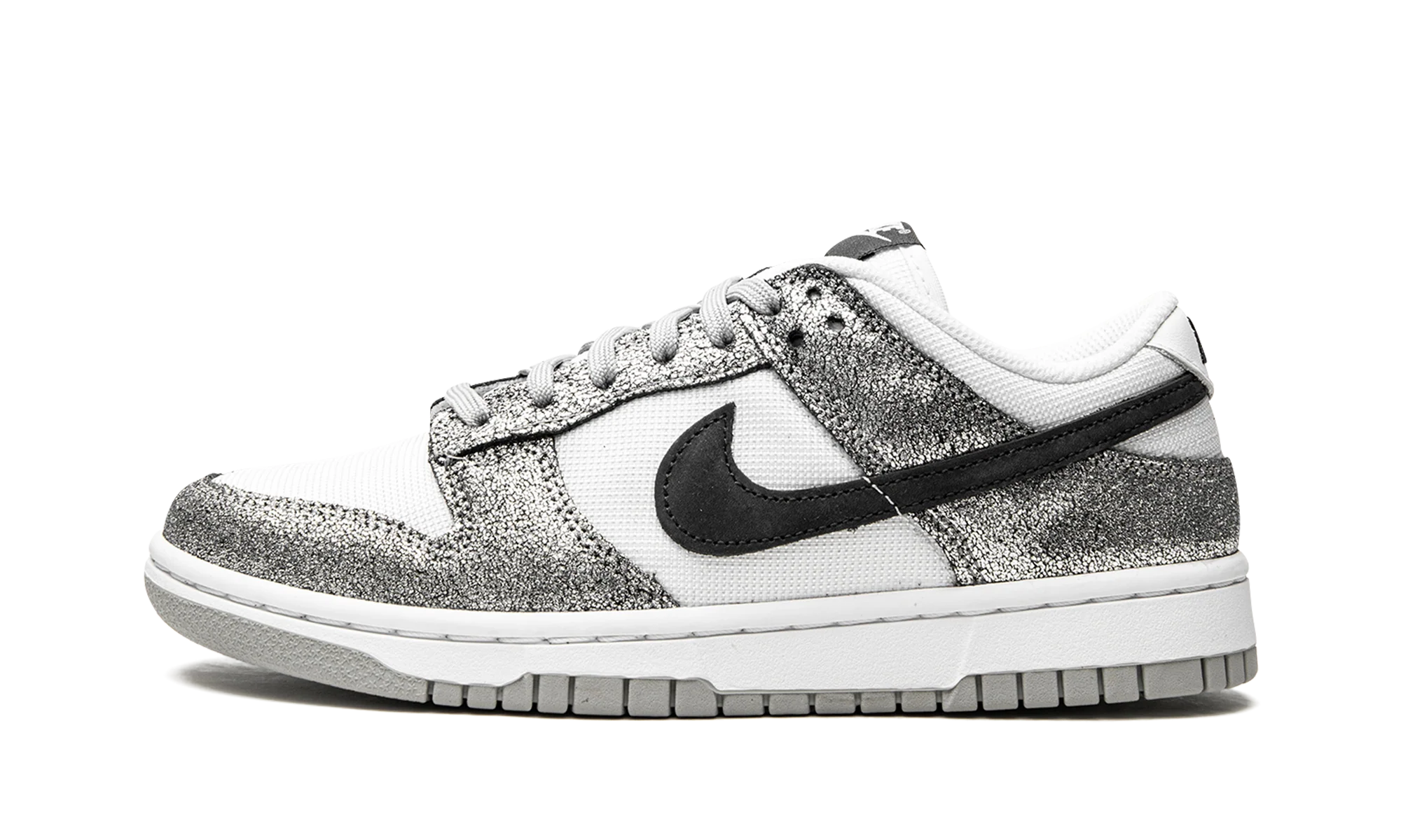 Dunk Low SE WMNS "Golden Gals" DO5882 001