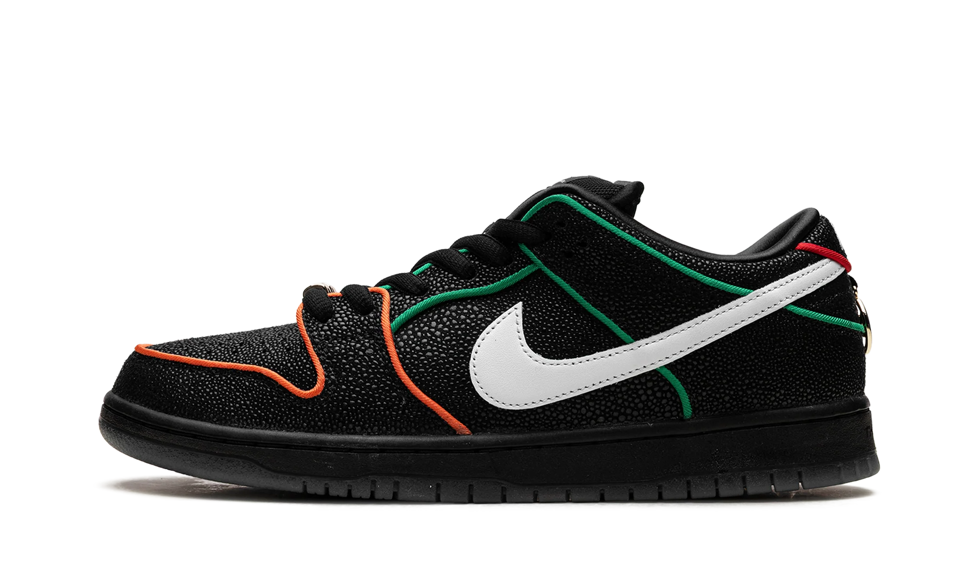 SB Dunk Low "Bronx Girls Skate" HV1664 001