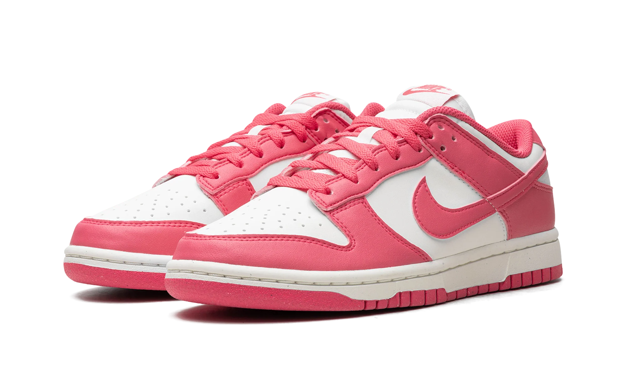 Nike Dunk Low. WMNS "Pink" DD1873-600