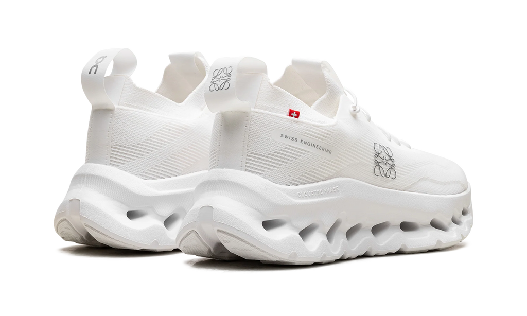 Cloudtilt WMNS "LOEWE All White" 3WD30310108