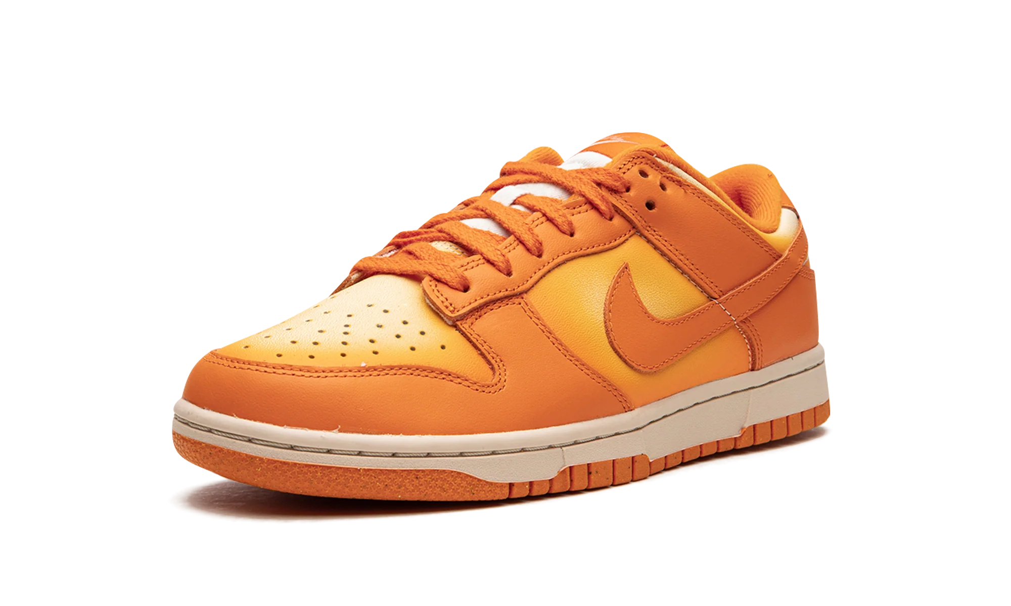 DUNK LO MNS WMNS "Magma Orange" DX2953 800