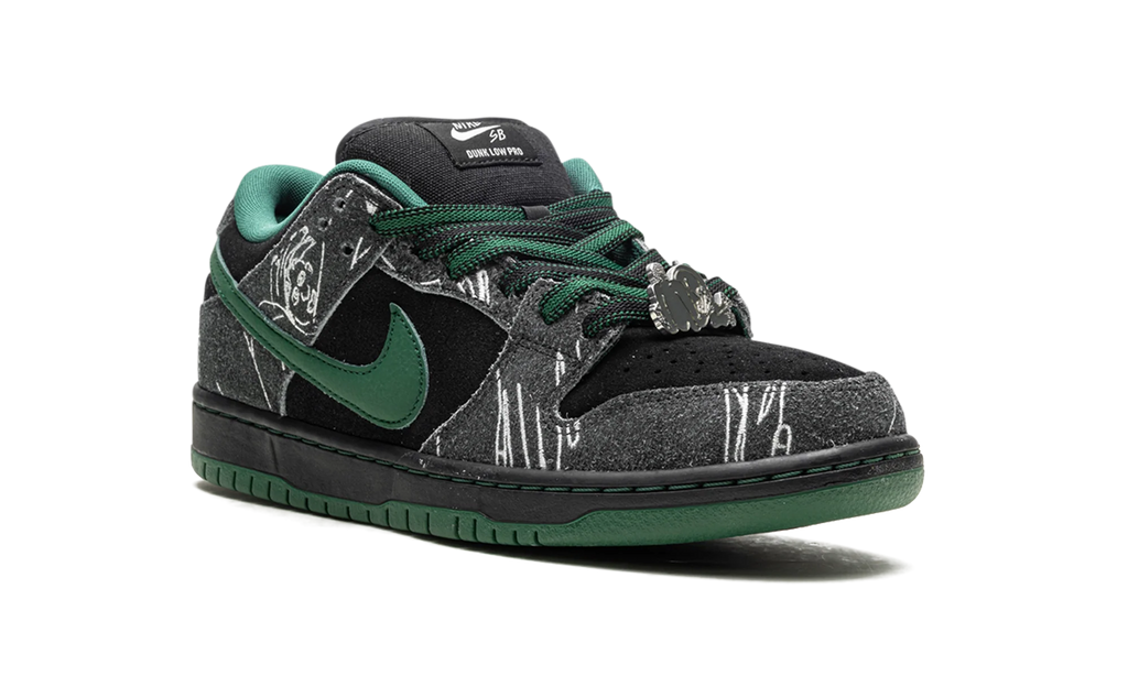 SB Dunk Low "There Skateboards" HF7743 001