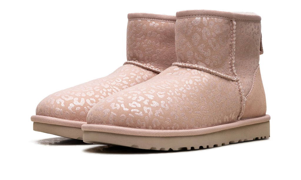 Classic Mini WMNS "Snow Leopard Fleece Lined Pink" 1113494 QRT