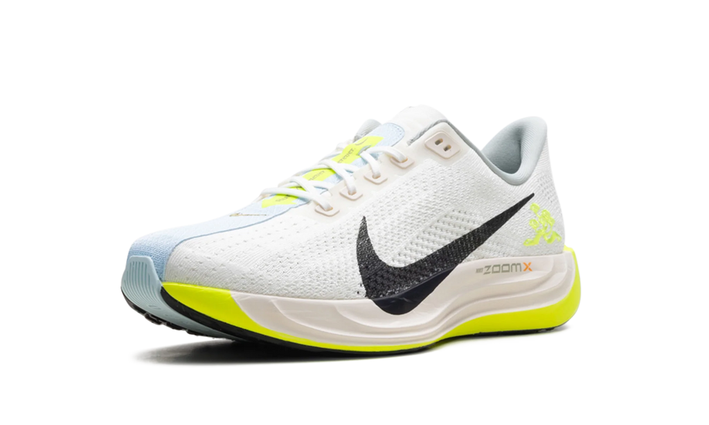 Pegasus Plus "Sail / Pale Ivory / Volt Black" HQ3451 101