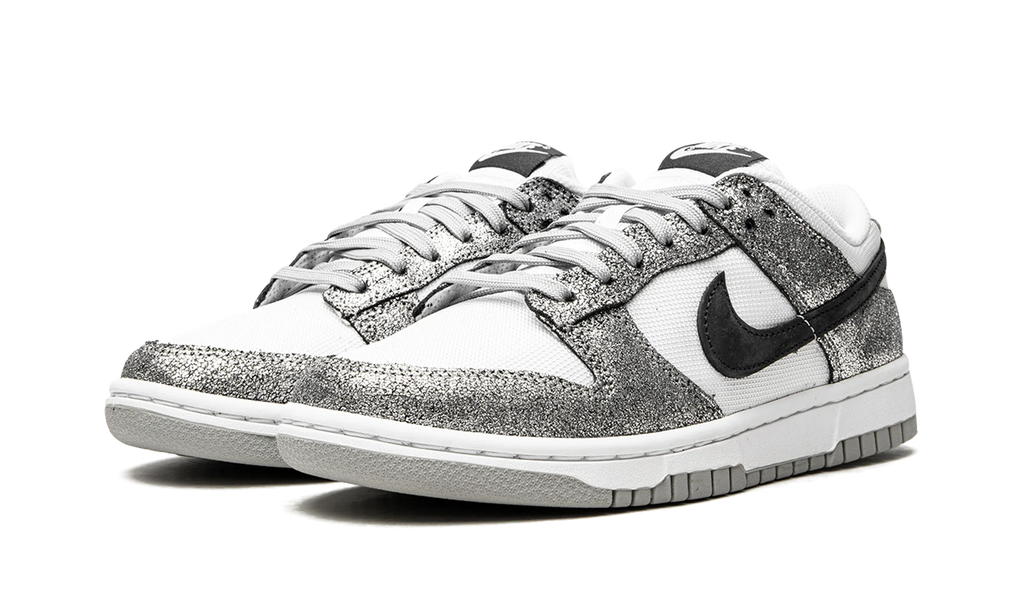 Dunk Low SE WMNS "Golden Gals" DO5882 001