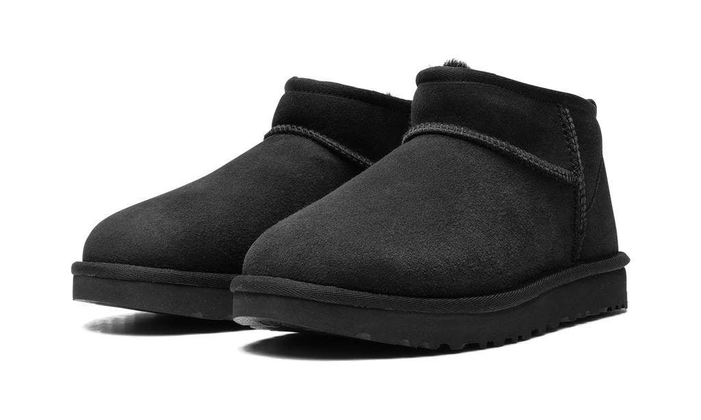 CLASSICS ULTRA MINI WMNS "Triple Black" 1116109 BLK