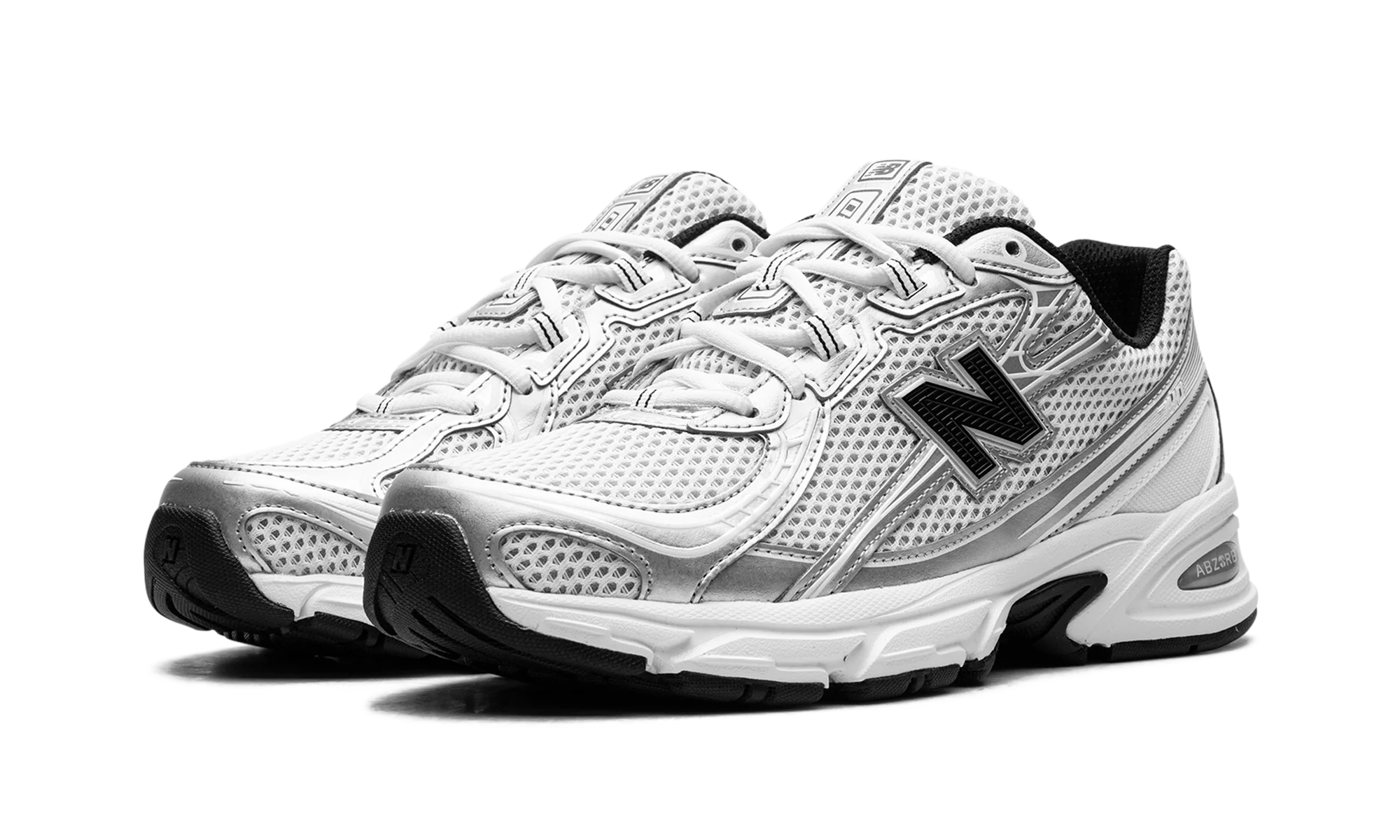740 "White Silver Metallic Navy" U740NW2