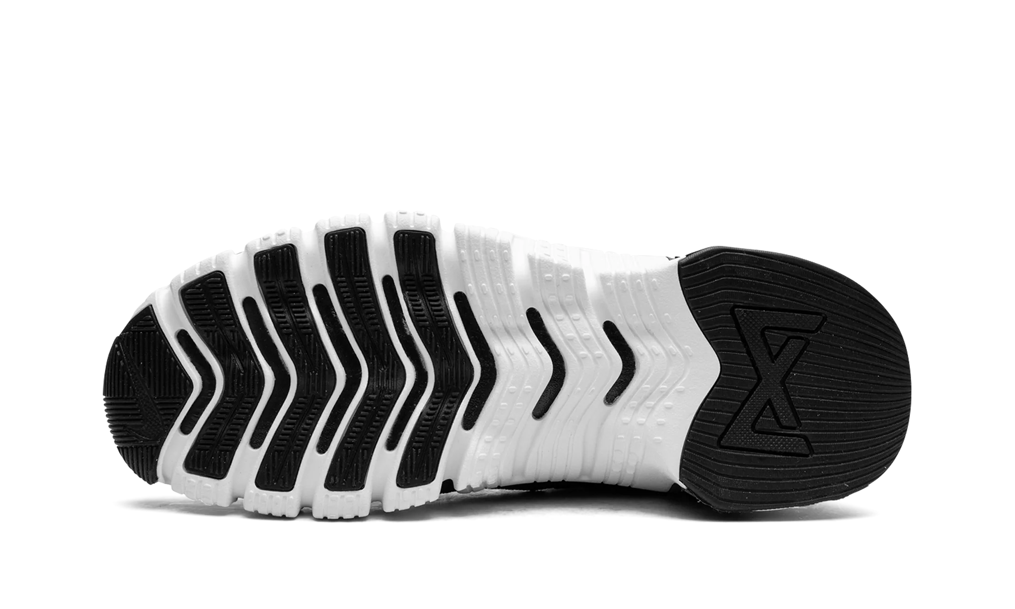 FREE METCON 4 WMNS "Black-White Metcon 4" CZ0596 010