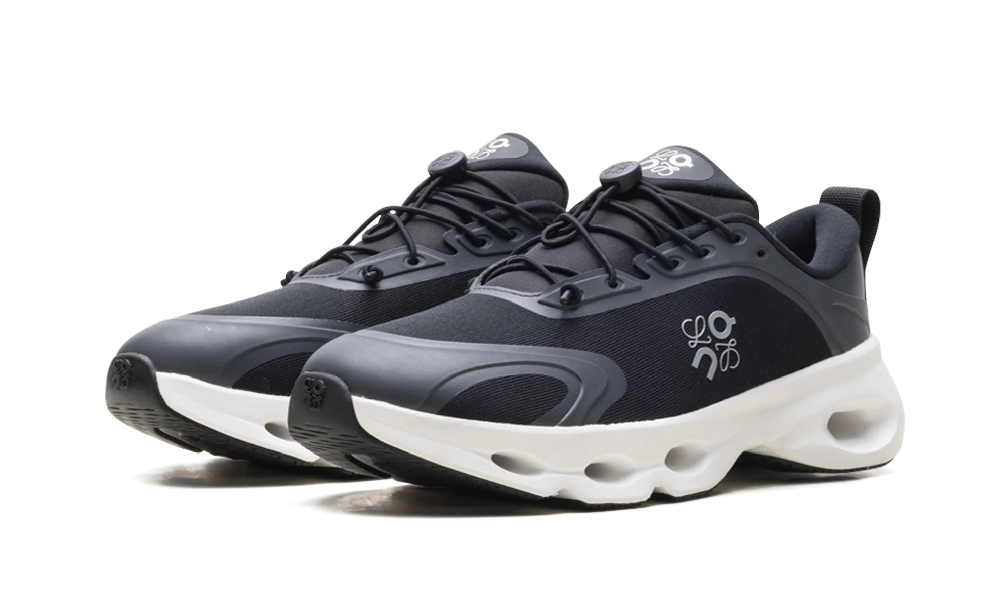 Cloudsolo WMNS "LOEWE - Black White" 3WF30600299