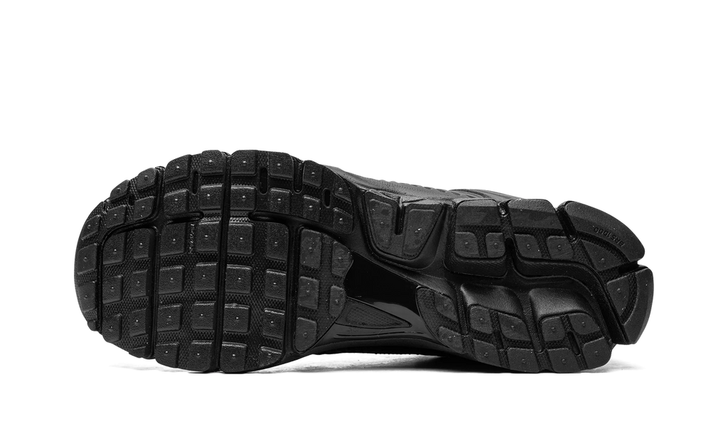 Zoom Vomero 5 "Triple Black" BV1358 003