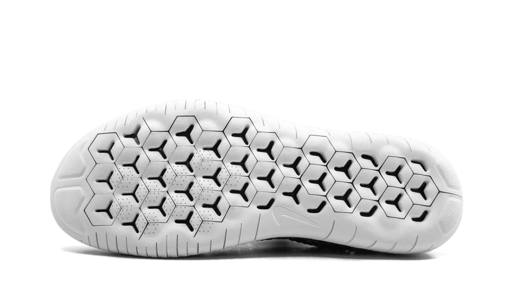 Free RN Flyknit 2018 "Oreo" 942838 101