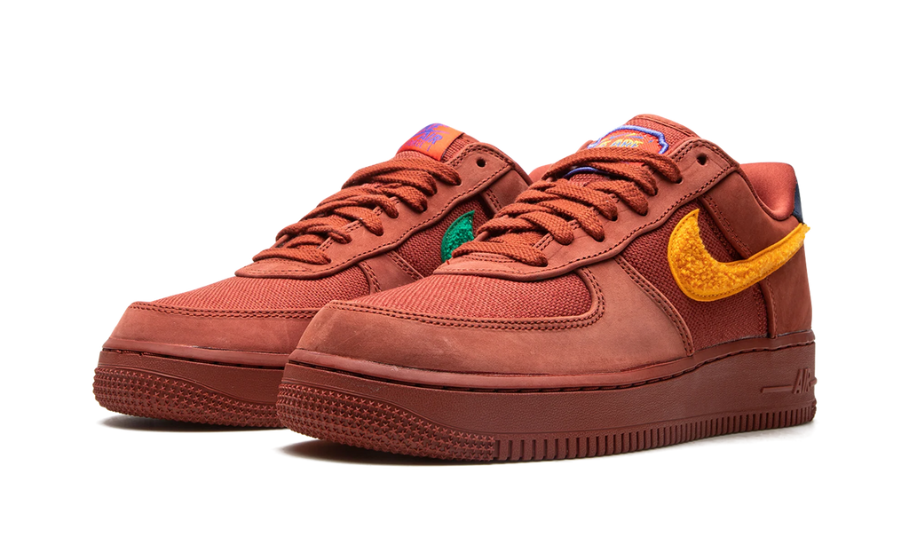 Air Force 1 Low "La Familia" DV5153 600