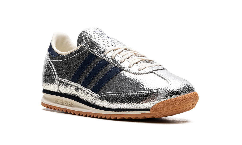 SL 72 OG WMNS "Silver Metallic Collegiate Navy" JH8654