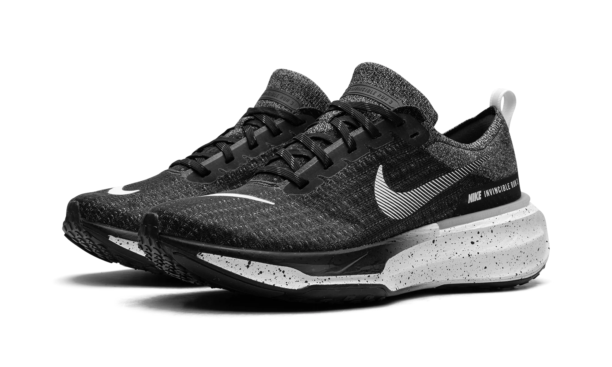 ZoomX Invincible Run Flyknit 3 "Oreo" DR2615 002