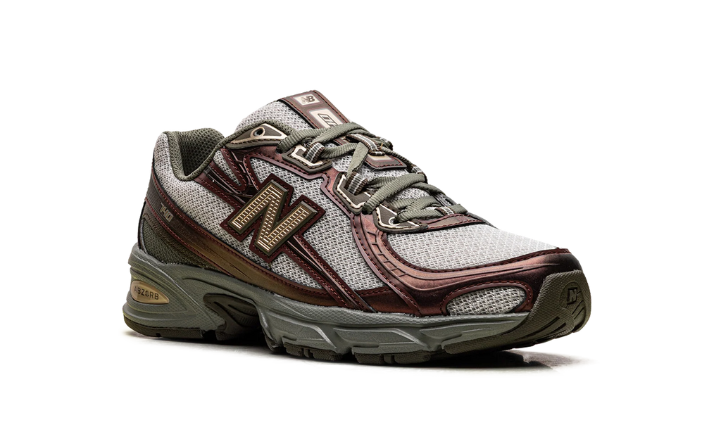 740 "Woodland Dark Olivine" U740AB2