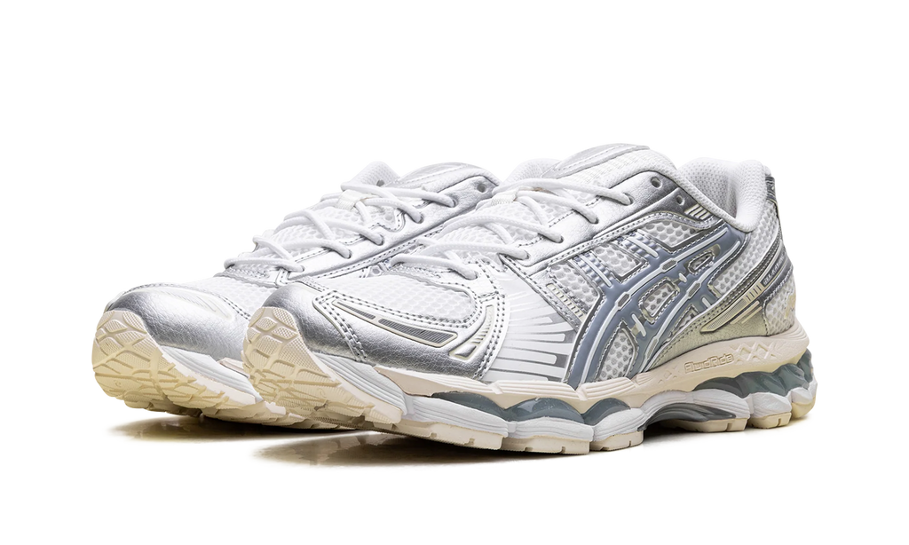 Gel-Kayano 12.1 "Silver Ice Blue" 1203A759 101