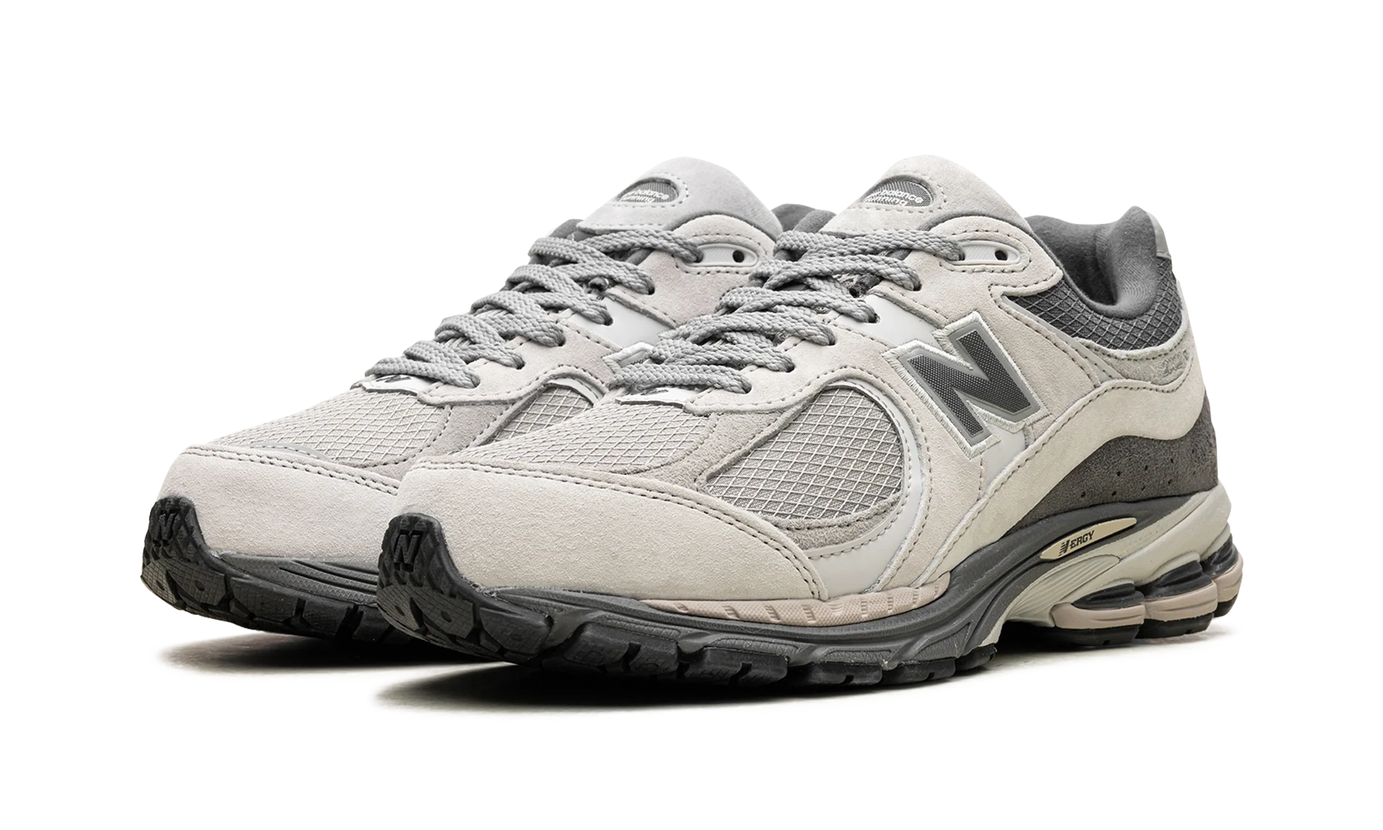 2002R "Raincloud Concrete" M2002RRW