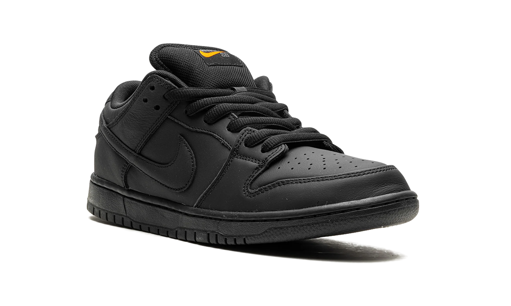 SB Dunk "Triple Black" FJ1674 001