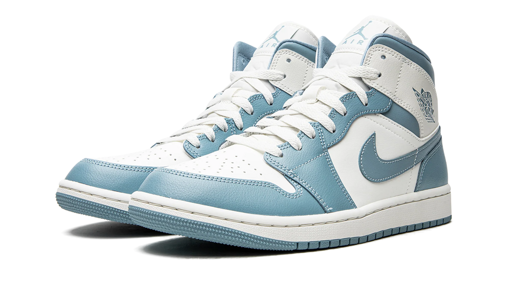 AIR JORDAN 1 MID WMNS "UNC" BQ6472 141
