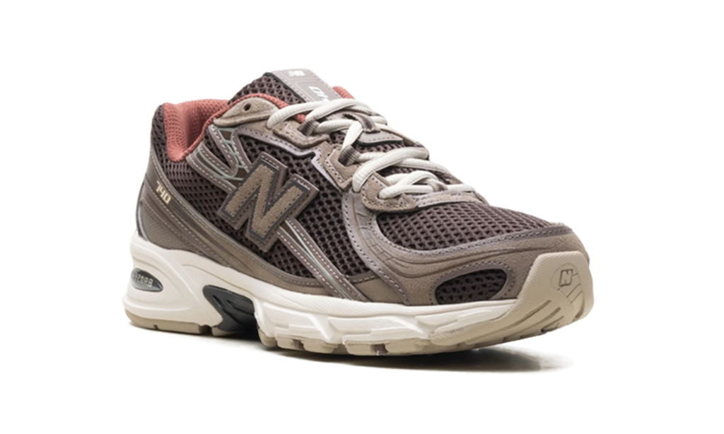 740 "Cortado Thunder Brown" U7407LE