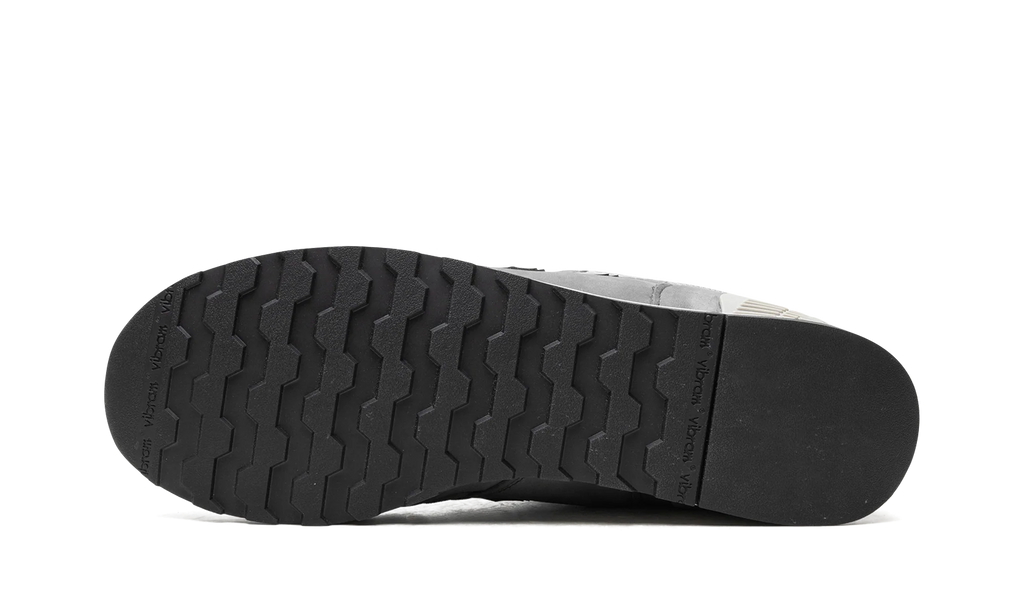 670 "Made in England - Grey" M670GNS