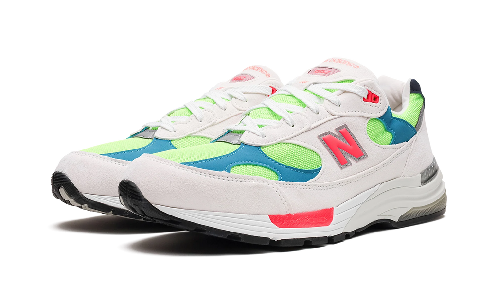 992 "White Neon Cyan" M992DA