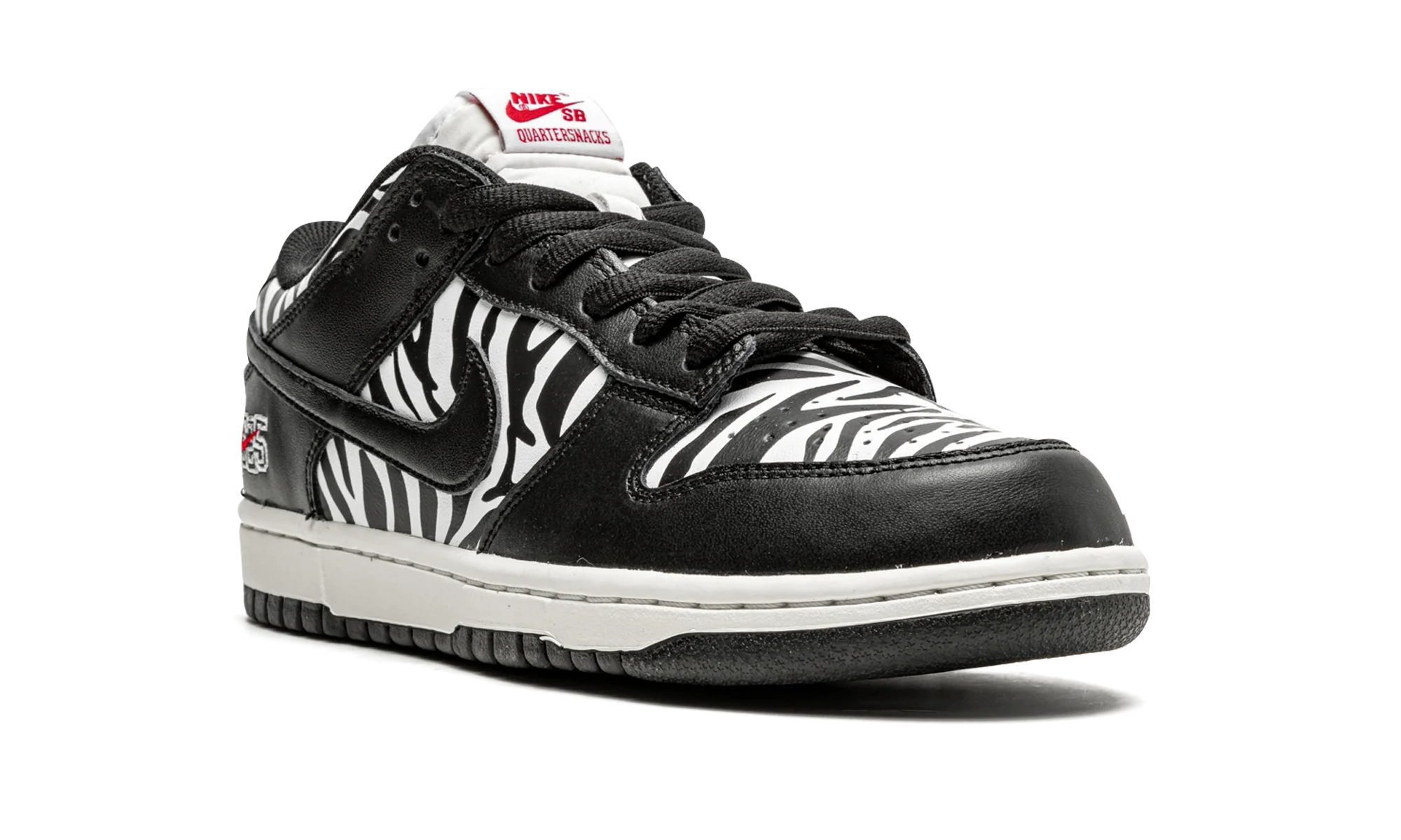 SB Dunk Low OG QS "Quarter Snacks" DM3510 001