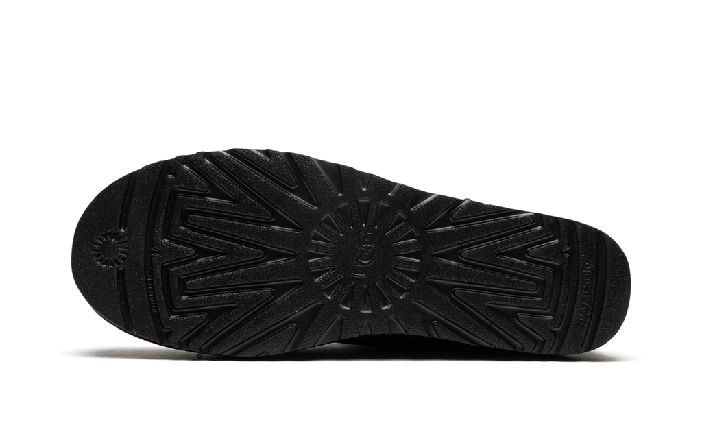 Classic Ultra Mini Boot "Black" 1137391 BLK