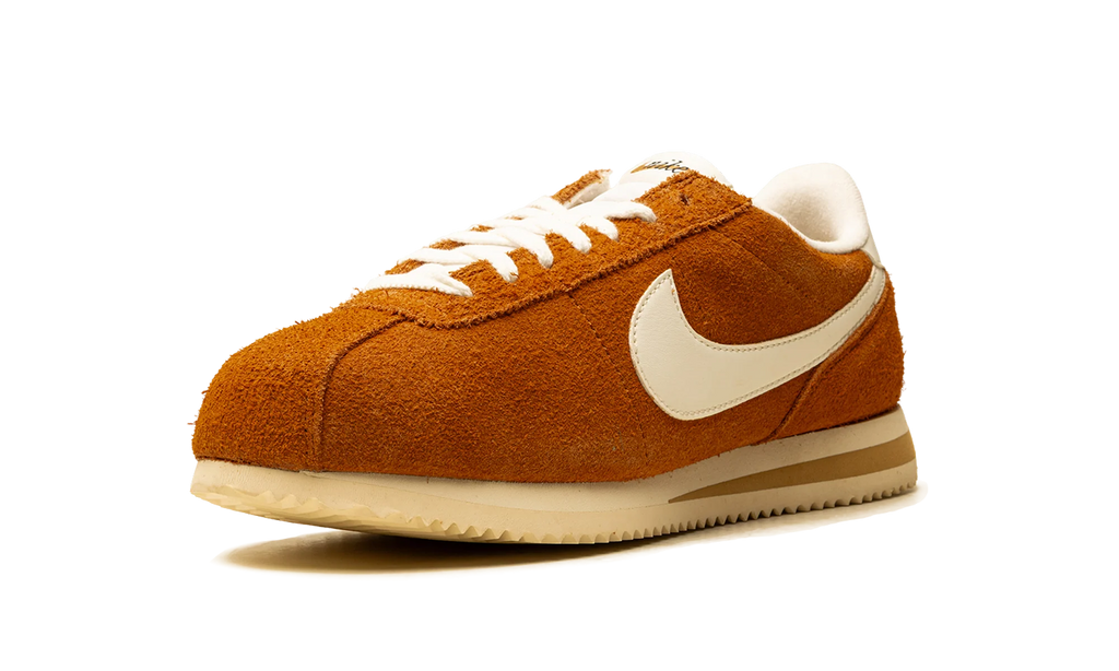 Cortez "Dark Russet" HF3142 200