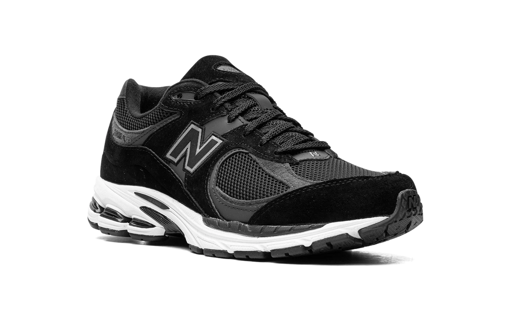 2002R "Black / Gunmetal" M2002RBK
