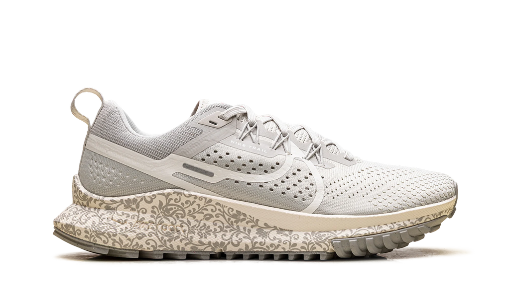 React Pegasus Trail 4 WMNS "Give Her Flowers" FZ3778 072