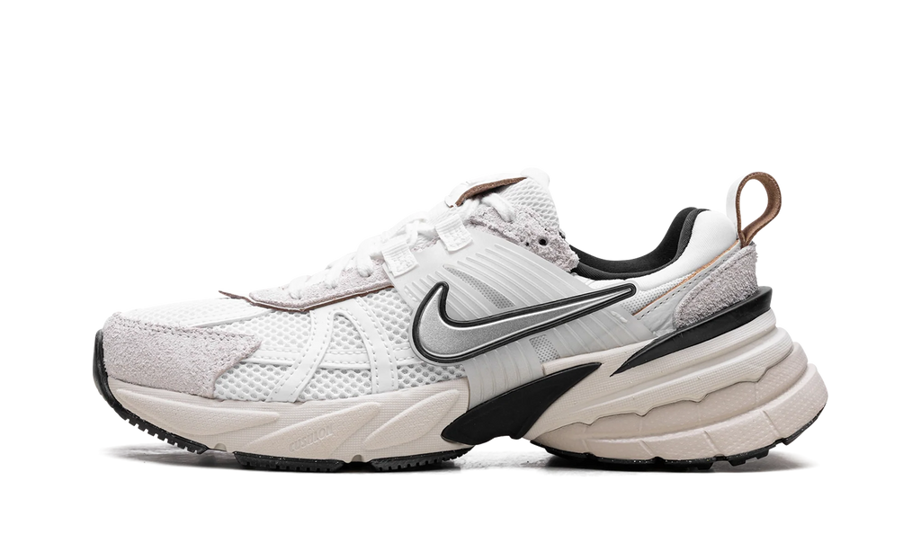 V2K Run Wmns "Summit White" FN6703 100