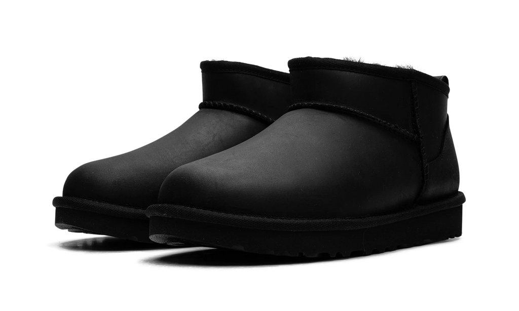 Classic Ultra Mini Leather WMNS "Black" 1174210 BLK