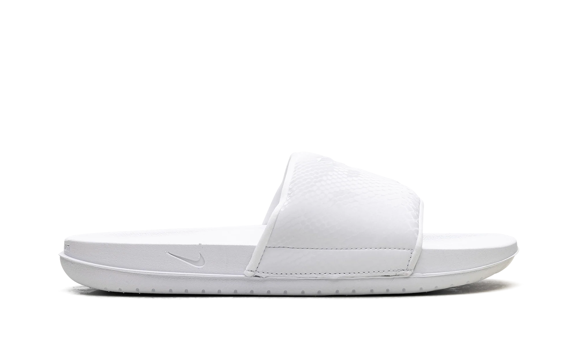 Kobe Offcourt Slide "Triple White" IF2870 100