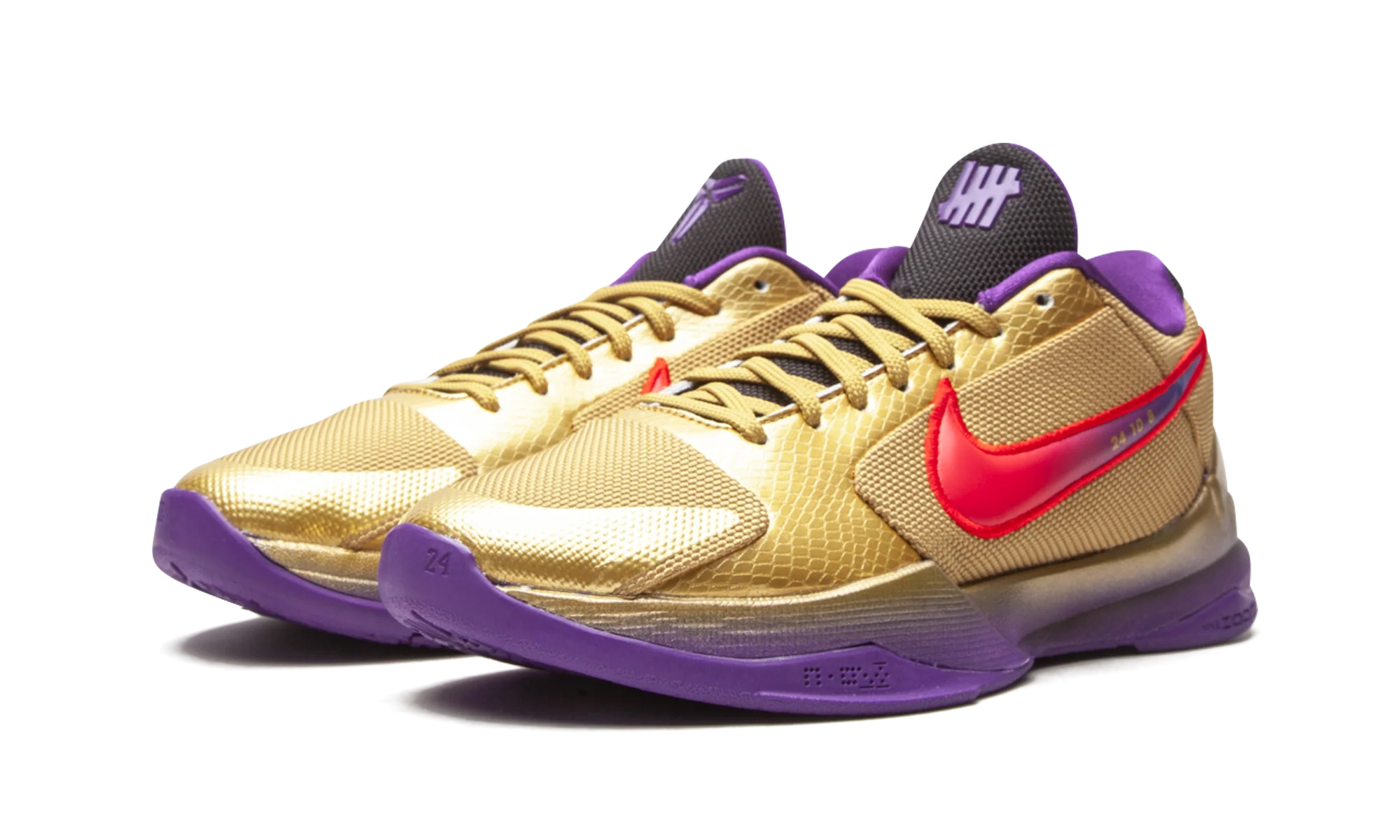 Kobe 5 Protro "Undefeated - Hall of Fame" DA6809 700