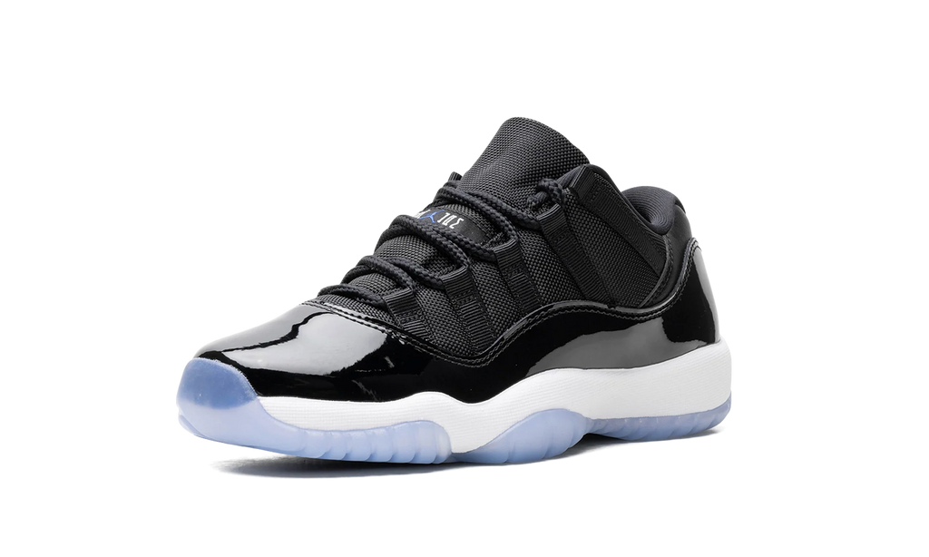 Air Jordan 11 GS "Space Jam" FV5121 004