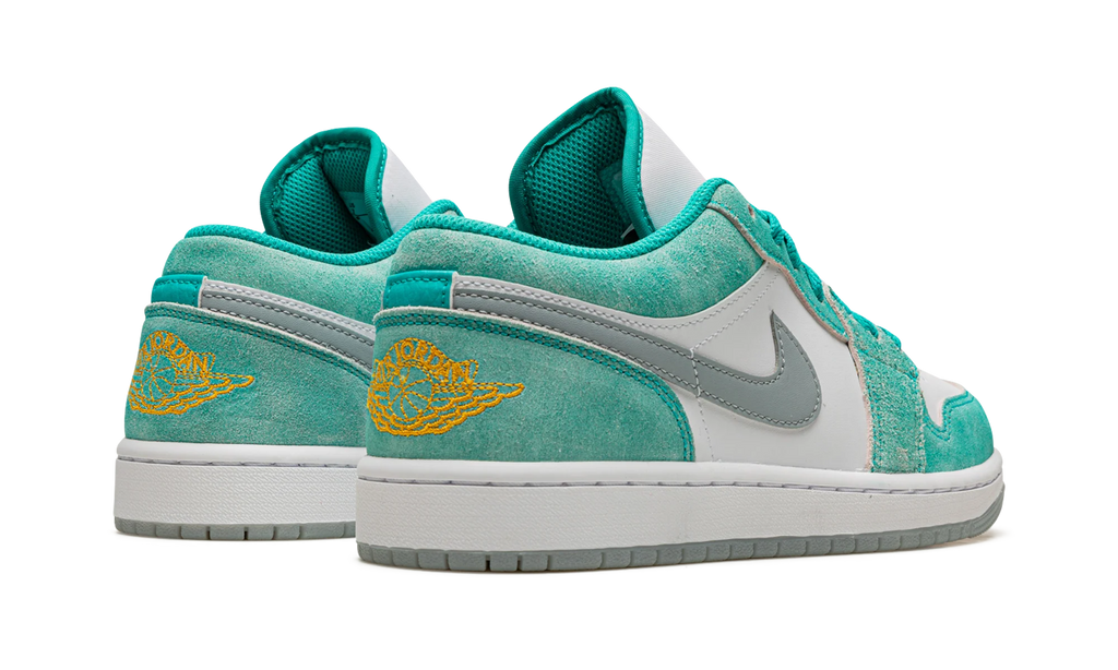 Air Jordan 1 Low SE "New Emerald" DN3705 301